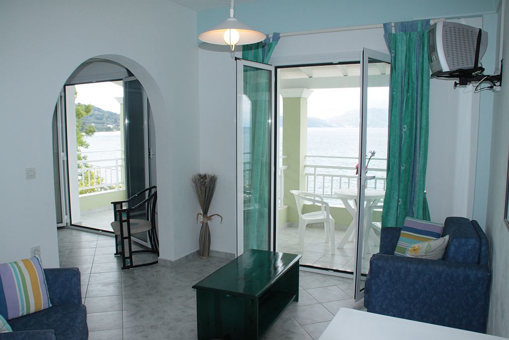 Hotel Golden Sunset Mpoukaris